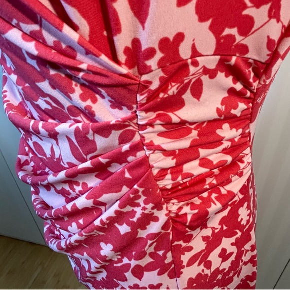 New York & Company stretch pink leafy floral crossover dress Size M - Picture 3 of 10